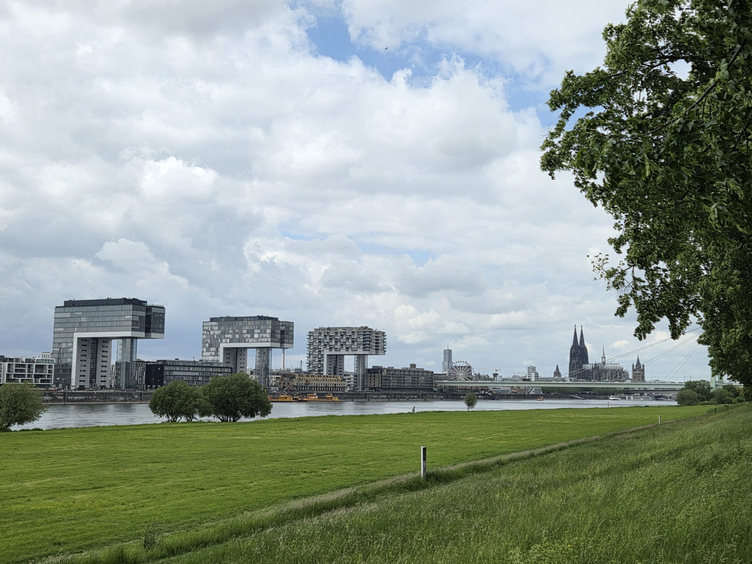 Politik behindert Weiterfahrt …